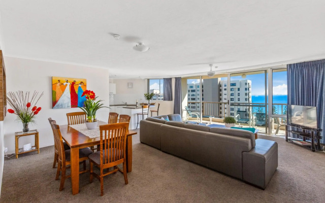 Rainbow Commodore Apartments
