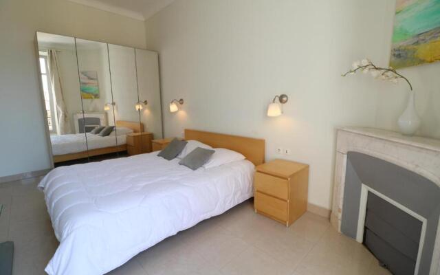 2 Bedroom Forville. 8 Mins From the Palais. 328 - Apartment in 戛纳 - Photo 3
