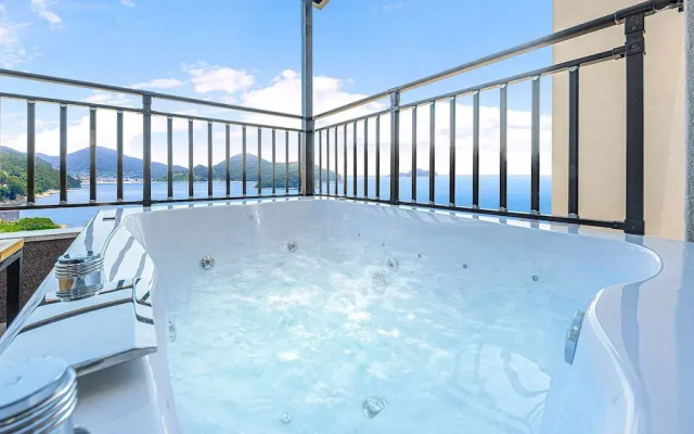 Clover spa pension