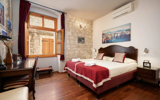 Heritage Hotel Tragos