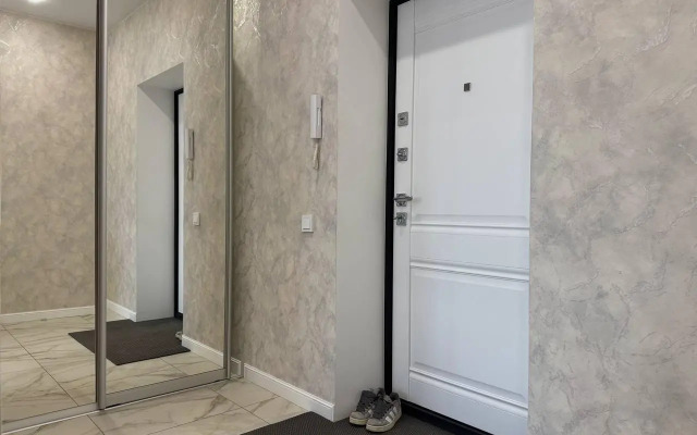 Апартаменты на улице Широко-Холодная, 8