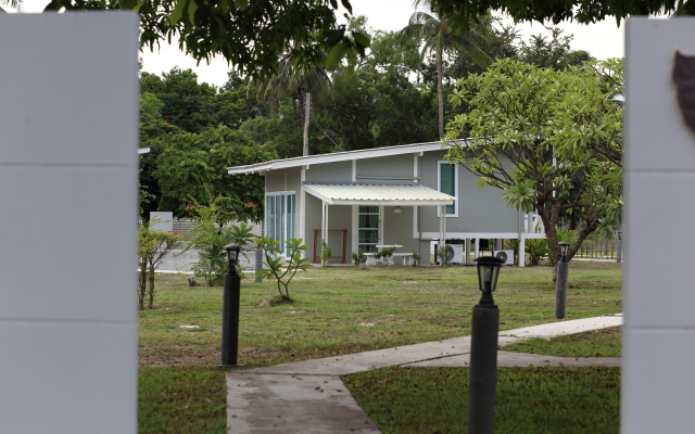 Bangsaen Heritage Hotel