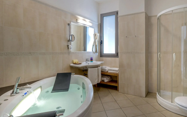 Sovrana & Re Aqva SPA Hotel