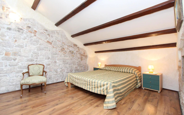 Apartment Midea