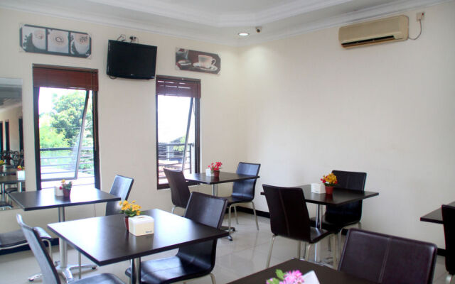 ZEN Rooms Gubeng Kertajaya