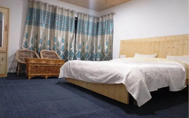 Kailash Mansarovar Home Stay & Guest HS