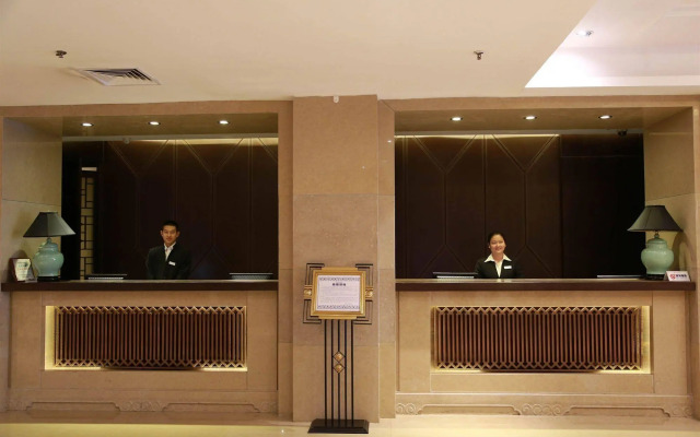 Dong Jiao Min Xiang Hotel