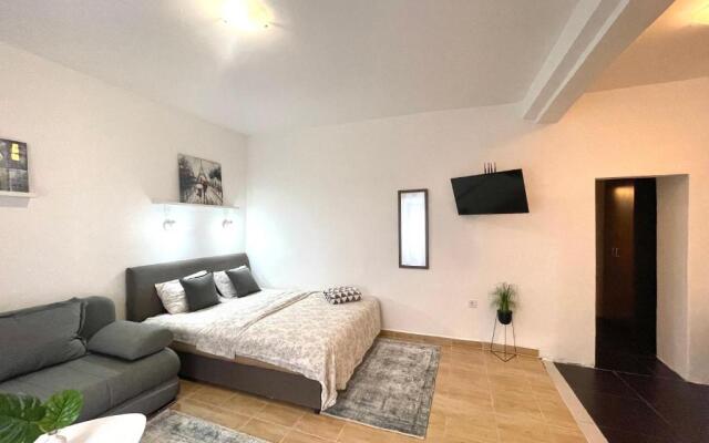 Apartments Pribilovic