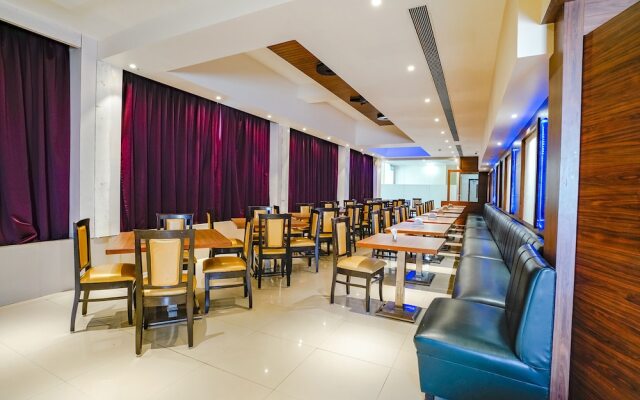FabHotel Devanshi Inn