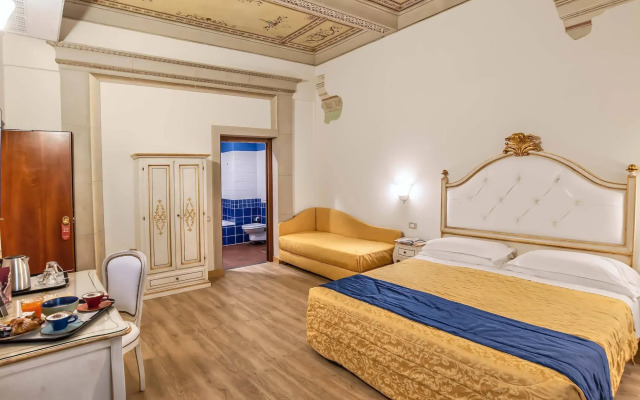 Porta Faenza Hotel
