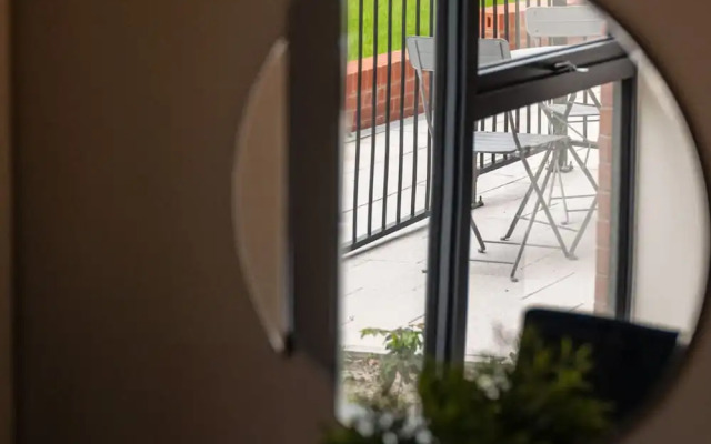 Host Stay Richmond Place 003