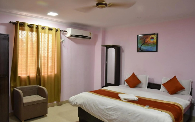 Hotel Sarweshwary