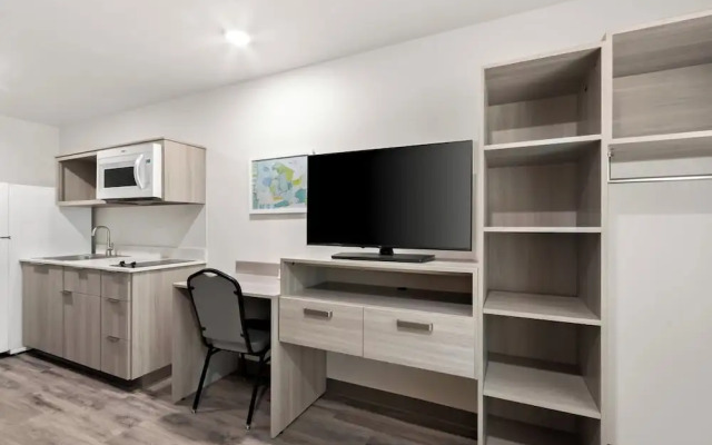 WoodSpring Suites Chandler Phoenix Medical Center