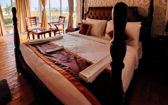 Luxury Banyan Tree Resort