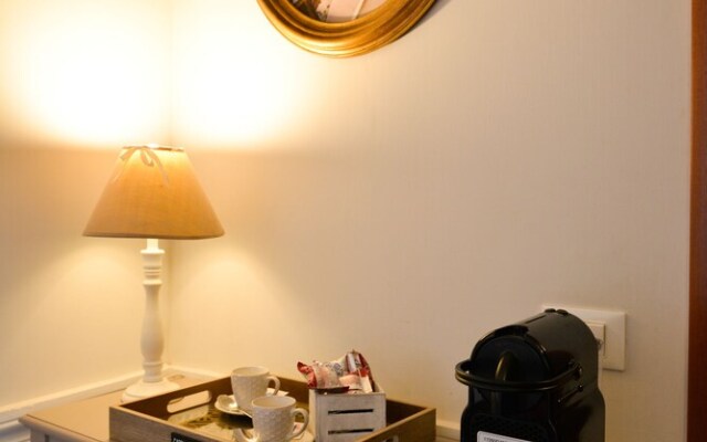 Cozy Cimarra Luxurious 1br Apt By Colosseum