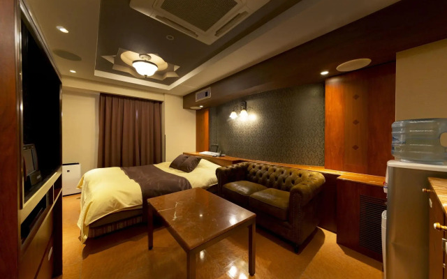Hotel Luna Ikeda - Adults Only