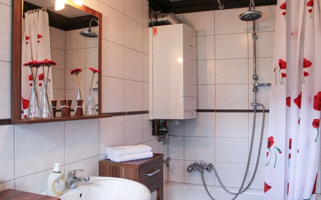 Nice Apartment in Arrach With 2 Bedrooms and Wifi