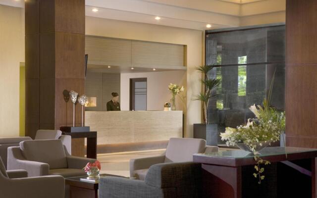 Hotel Santika Pandegiling Surabaya