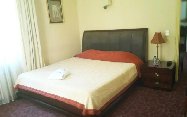 Hotel Alexandre III