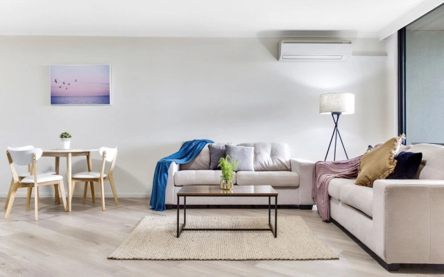 Convenience 3BD near Beaches&Airport