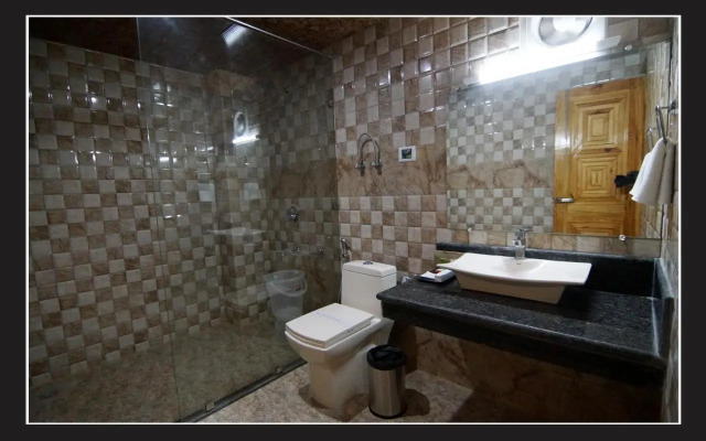 Grand Krisa Resort & Spa