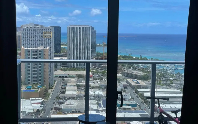 Residence Salt at Kakaako