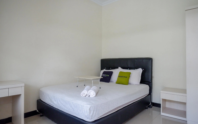 Urbanview Hotel Syariah Casa Azmya Yogyakarta