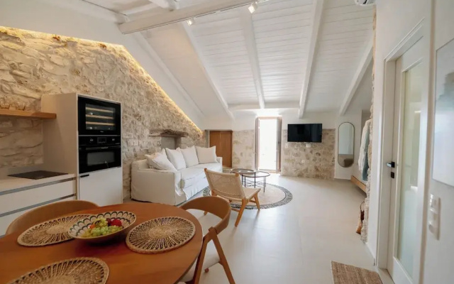 Oceanis Suites Living Parga