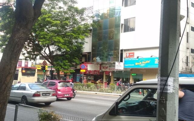 OYO 89903 MS City Hotel