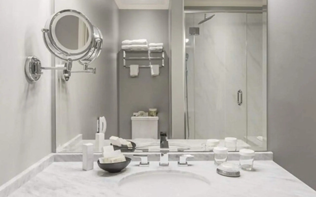 LHotel Montreal