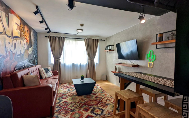 1BR Artist Loft Cambridge Cainta Pasig Fast Wifi