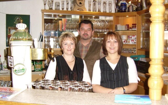 Pension und Gaststätte Schlösselmühle