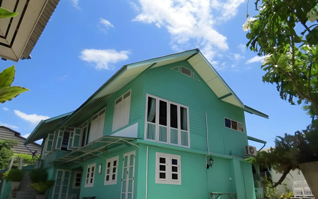 R-Lampang Guest House