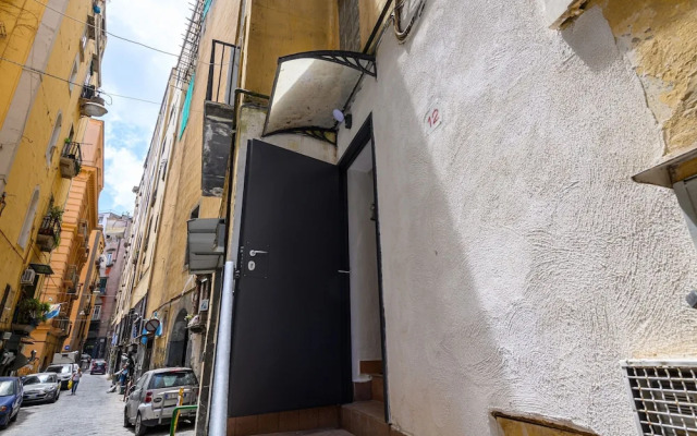 Vico Graziella 12 in Naples
