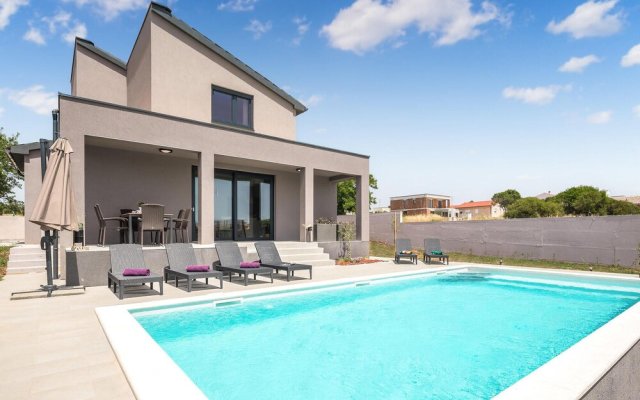Stunning Home in Pula With Outdoor Swimming Pool, Wifi and 3 Bedrooms