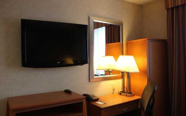 Bellerose Inn