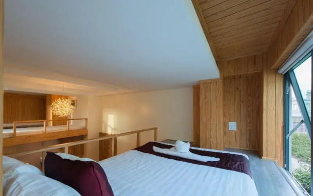 Redpine Condotel