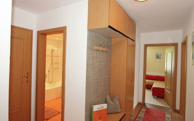 Spacious Apartment With Garden Near Ski Area In Tyrol