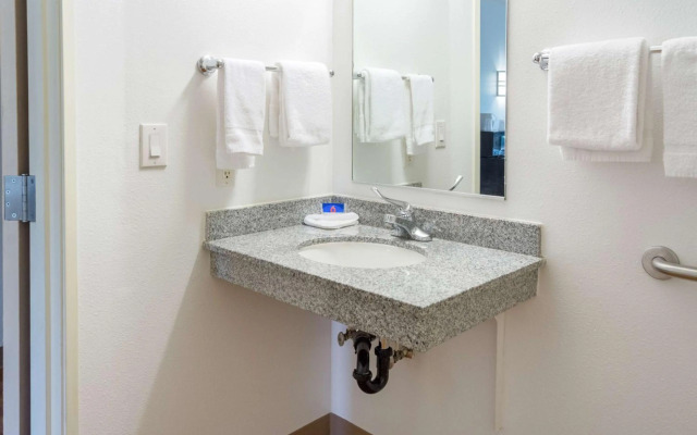 Motel 6 Lincoln City, OR