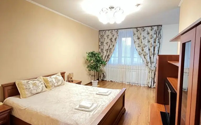 Аренда в Белых Росах на набережной Ярыгинская 23