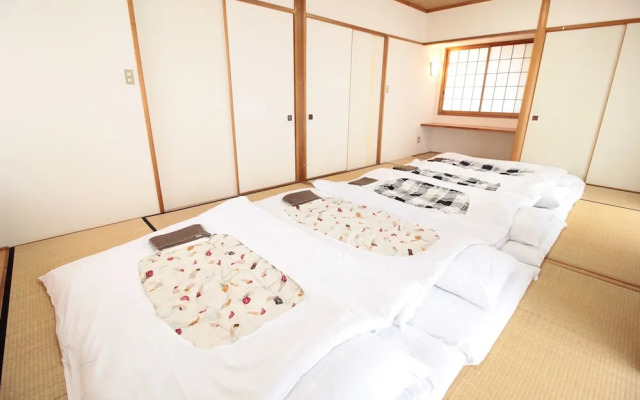 Yamanaka-lake log house HS2