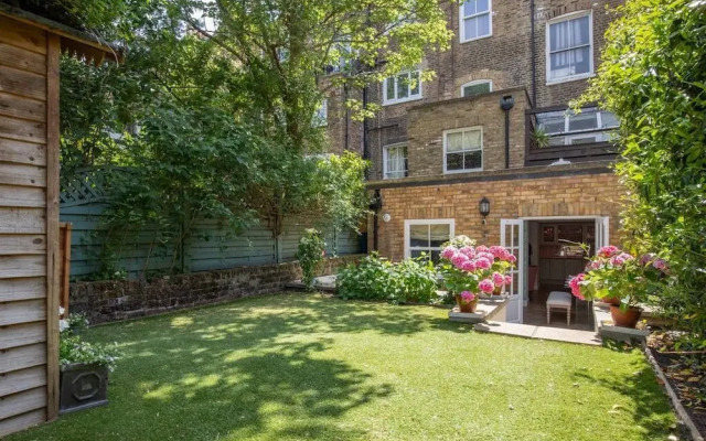 Westbourne Park Road Xvii by Onefinestay