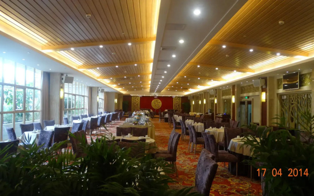Clayton Hotel
