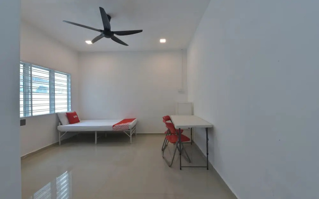 OYO 90889 Narasindo Cottage