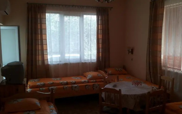 Guest House Nadejda