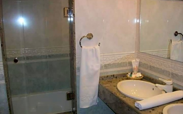 Motel Cancun Barbadas Ourense