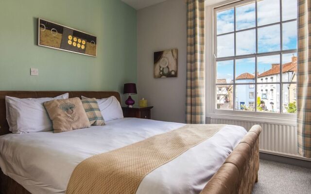 The Oakhouse Hotel