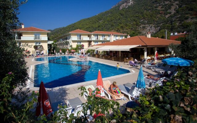 Mavruka Hotel