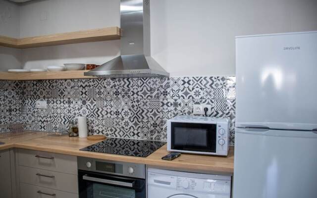Avres Apartments