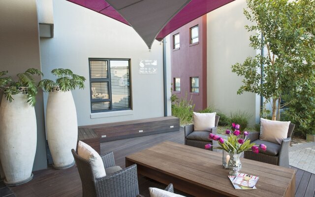 Burgundy Luxury Apartments